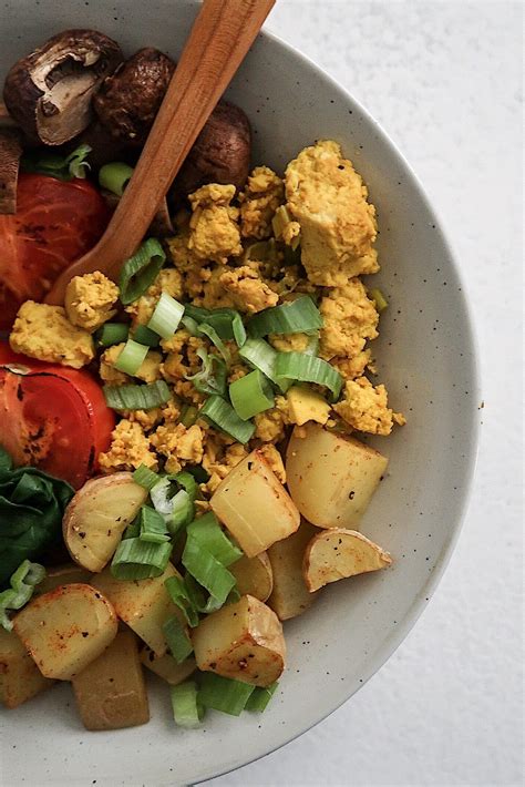 Breakfast is the most important meal of the day. Healthy Vegan Breakfast Recipes: 7 Sweet and Savoury Ideas ...