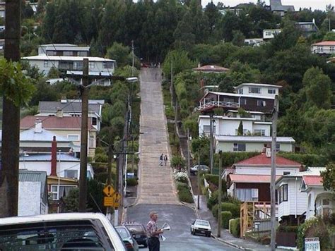 Baldwin Street The Steepest Street In The World 11 Pics