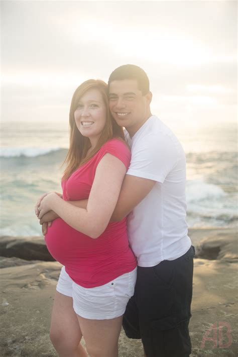 Beautiful maternity beach pose with husband | Maternity poses, Beach maternity, Couple maternity ...