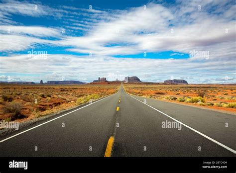 Highway 163 Monument Valley Road Hi Res Stock Photography And Images