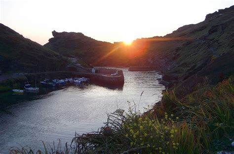 Boscastle Harbour Sunset Cornwall Guide Images