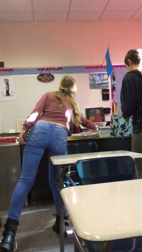 I Love Girl Jeanss — Creepdaily Post These High School Girls On Your