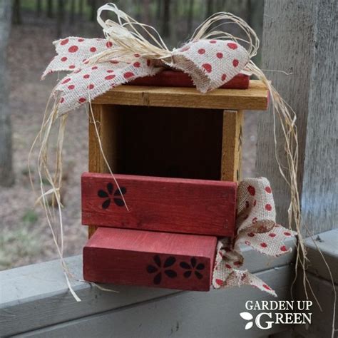 So these are the steps on making a northern cardinal bird house. How to Make a Red Cardinal Birdhouse | Bird house kits