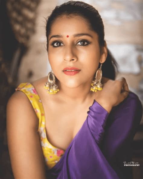 Actress Rashmi Gautam Latest Glam Photo Shoot Stills Social News Xyz