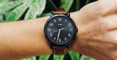 10 Jam Tangan Pria Keren Pilihan dengan Harga Terjangkau