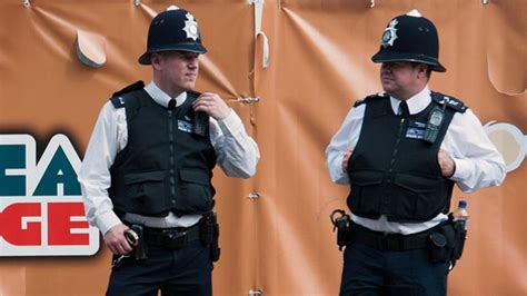 Why British Police Dont Have Guns Bbc News