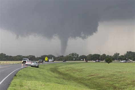 Chasing an Outbreak: The Canton Oklahoma Tornado — Travis Farncombe ...