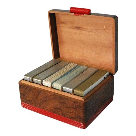 We have been instrumental in pushing the custom playing card industry forward by constantly trying new things. Vintage Wooden Playing Card Box & 6 Decks of Cards | Chairish