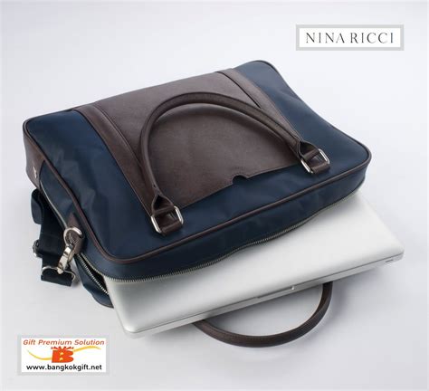 Gifts that showcase your affection towards your loved ones. For Refined, Stylish Tailor Made Corporate Gifts ...