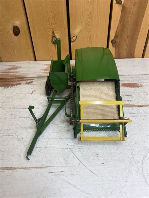 Scale Eska John Deere Model A Aumann Auctions Inc