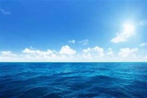 Masih Bertanya Kenapa Air Laut Berwarna Biru Ini Jawabannya Jurnal