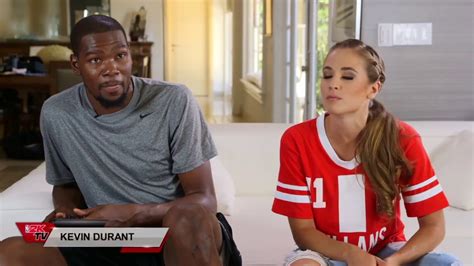 Kevin durant's girlfriend's photos have been getting a lot of attention lately following the according to mstarz, nba player kevin durant proposed to his longtime girlfriend monica wright on july 6th. Kevin Durant Girlfriend Rachel