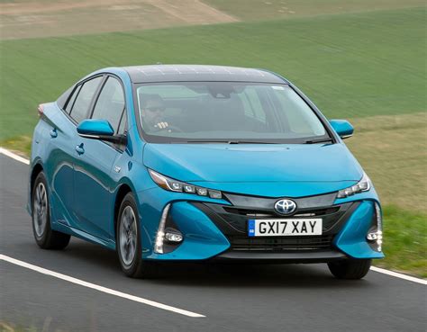 Are Toyota Hybrids Plug In
