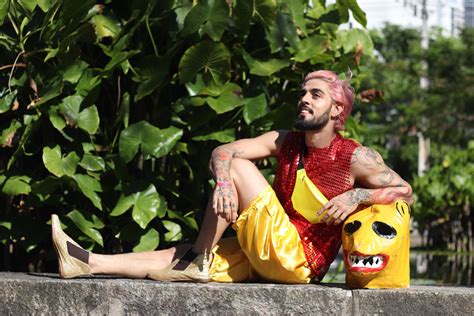 La Ursa Vermelha e Amarela pra representar! ️💛. Nossa ...