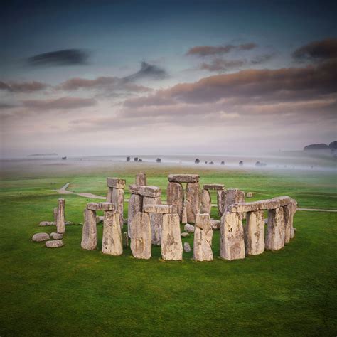 Why And How Was Stonehenge Built Theories On The Ancient Architects