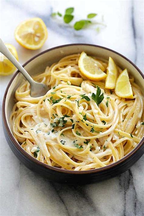 Cook for about 2 minutes, stirring occasionally, or adjust seasoning to taste, and serve with fresh herbs and other toppings if desired. Instant Pot Creamy Garlic Parmesan Pasta - Best Crafts and ...