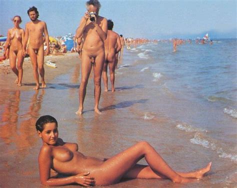 Long Penis Nude Beach Wankgod