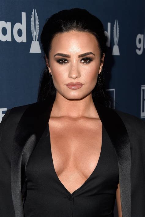 Sexy Demi Lovato Pictures Popsugar Celebrity Photo 33