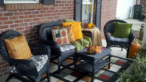 My Front Porch All Decorated For Fall We Painted The Old White Wicker
