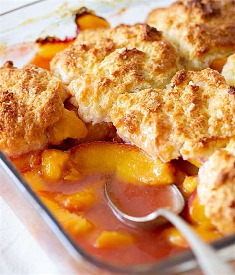Peach Cobbler Recipe With Canned Peaches - Double Layer Peach Cobbler ...