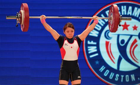 The two competition lifts in order are the snatch and the clean and jerk. Could This Woman Be Japan's Next Weightlifting Champion ...