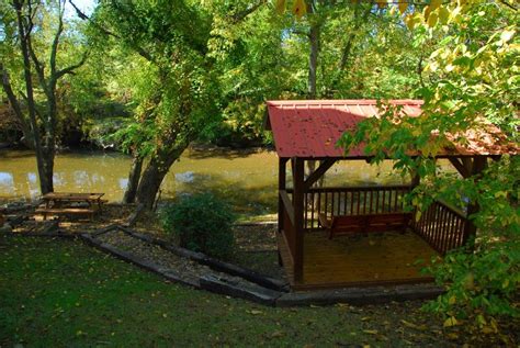 Beautiful gatlinburg cabins by american patriot getaways. 3 Bedroom Cabins in the Smoky Mountains - Timber Tops ...