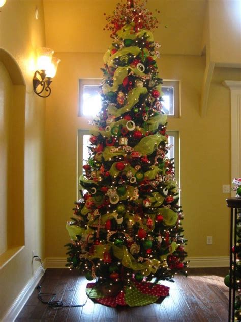 40 Awesome Christmas Tree Decoration Ideas With Ribbon