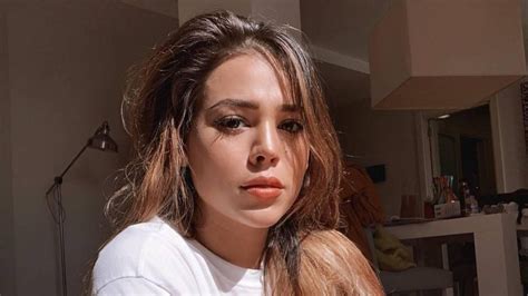 Danna Paola Rests On The Beach Showing Her Incredible Body Right Now News