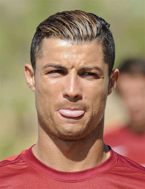Top 21 Cristiano Ronaldo Hairstyles To Copy