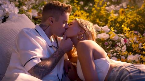 Justin Bieber And Hailey Baldwins Most Romantic Kiss Moments Together
