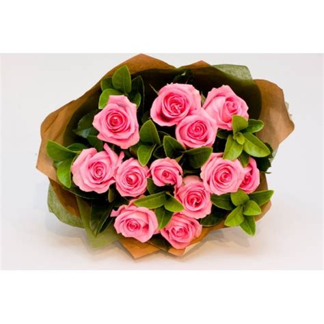 Whether you're ordering anniversary bouquets or planning to say happy birthday. Flower Delivery Melbourne, Florist Melbourne, Send Flowers ...