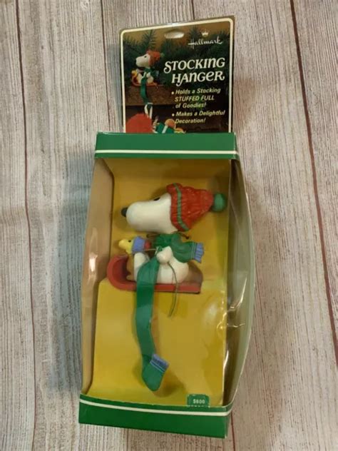 Vintage Nos Hallmark Peanuts Snoopy Woodstock Christmas Stocking Hanger