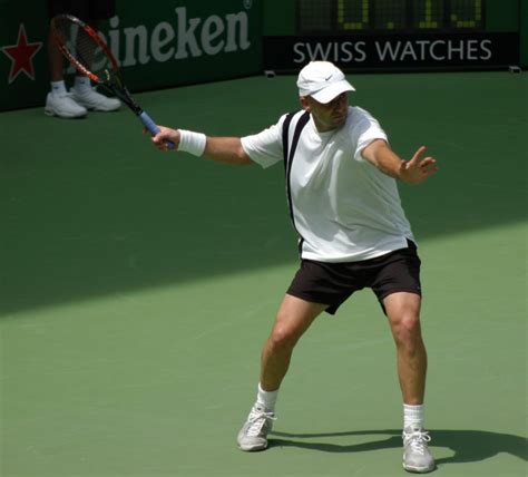 The Main Tennis Stances For Hitting Groundstrokes Tennis Instruction
