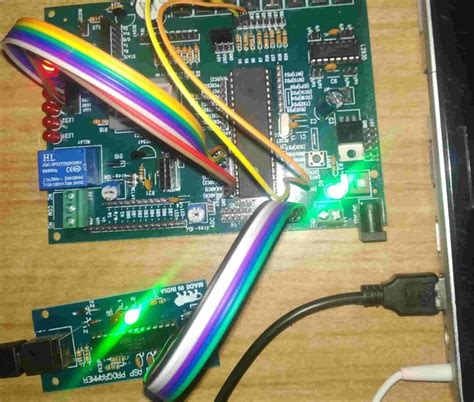 Led Chaser Using Microcontroller Avr Atmega 16 Microcontrollers