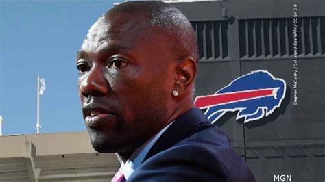 Former Buffalo Bills Receiver Terrell Owens To Be Featured As Legend