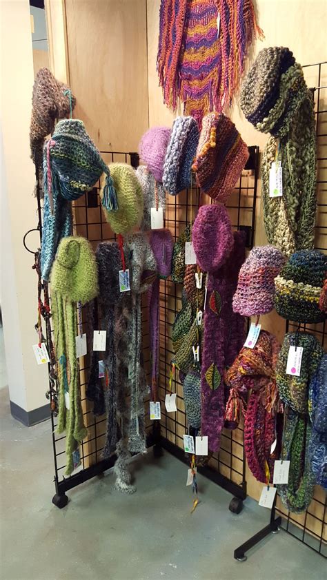 Awasome Craft Show Display Ideas For Crochet 2022 Diy For Halloween Days