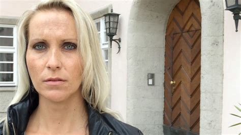 Diakonie Kündigt Erotikdarstellerin Güteverhandlung Vor Dem Arbeitsgericht München Bildde