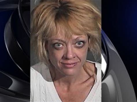 That 70s Shows Lisa Robin Kelly Arrested Report Says Cbs News