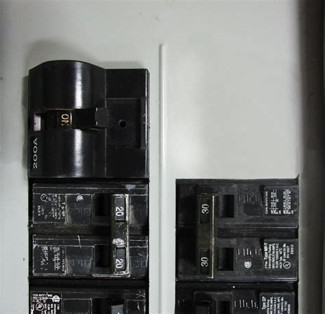 Electrical Panel And Distribution Boards Crouse Hinds Left Side Hump