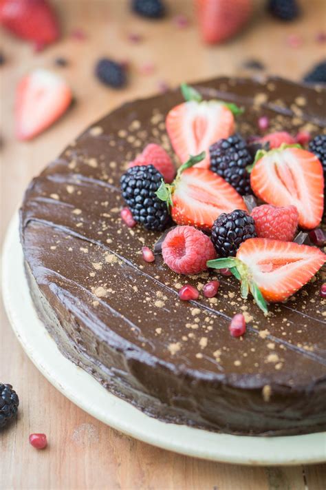 Low fat dips for chips or veggies, but since all i am allowed to have is the veggies i don't even want to hear about any chip adapting recipes, as you did with the cake, is a good way to reduce fat. Flourless Chocolate Cake (refined sugar-free) | Recipe ...