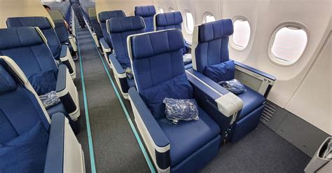 Review Malaysia Airlines New Boeing 737 800 Business Class Kuala