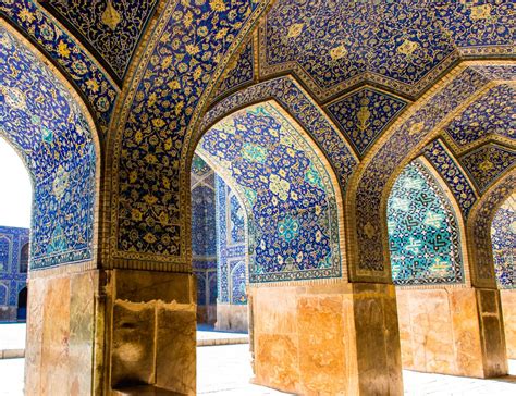 The Shah Mosque In Isfahan Irans Most Beautiful Mosque Omnivagant