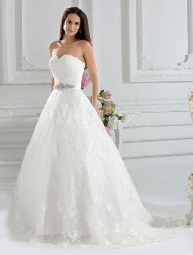 Vestito in popeline bianco con spalline e fantasia a cuori blu navy. Vestiti da sposa a cuore