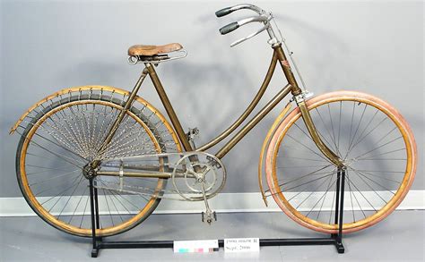 1900 Ladies Thomas Mfg Co Brownie 11 Bicycle Bicyclette