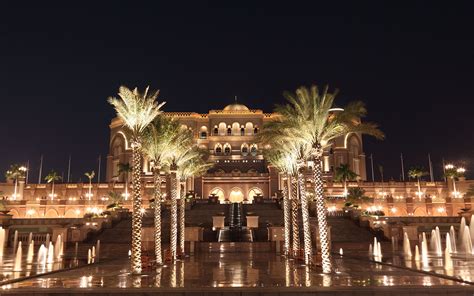 قصر الامارات ابوظبي صرح حضاري مميز يقع في قلب العاصمة أبوظبي ماي بيوت