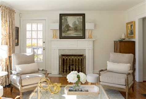 Clairmont In Benjamin Moore White Dove Oc 17 Transitional Living