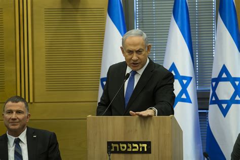رئيس الوزراء الإسرائيلي بنيامين نتنياهو يواجه اتهامات بالرشوة والاحتيال وخيانة الثقة Cnn Arabic