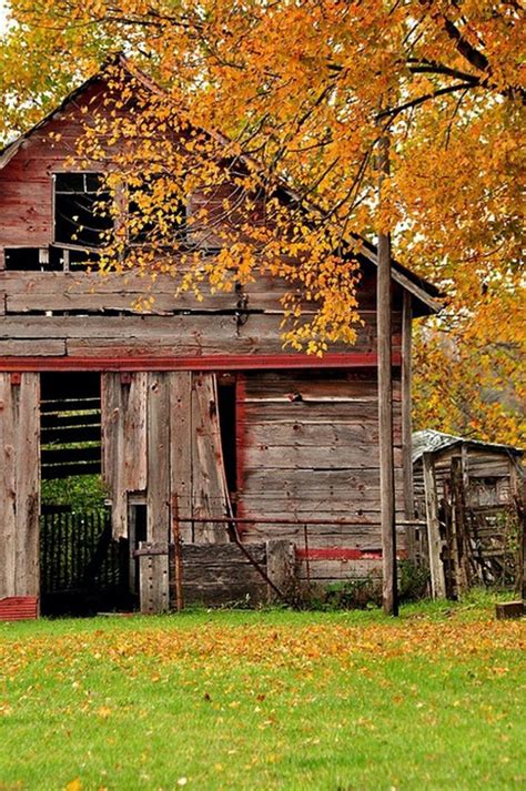 Picturesque Old Weathered Barns 28 Photos Suburban Men