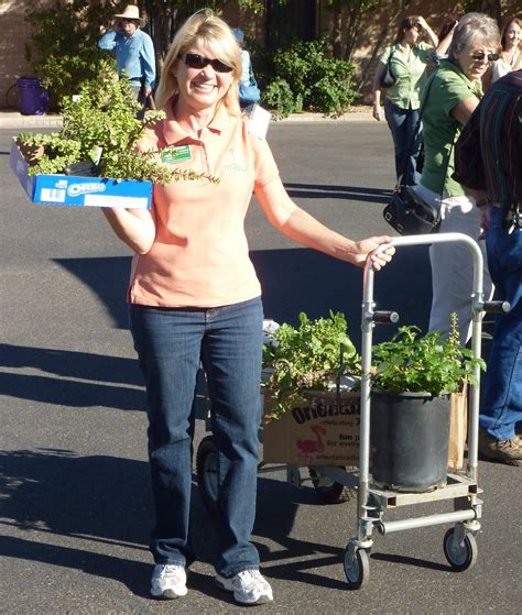 Master Gardener Monica Gillespie Had A Great Time At Last Years Fall