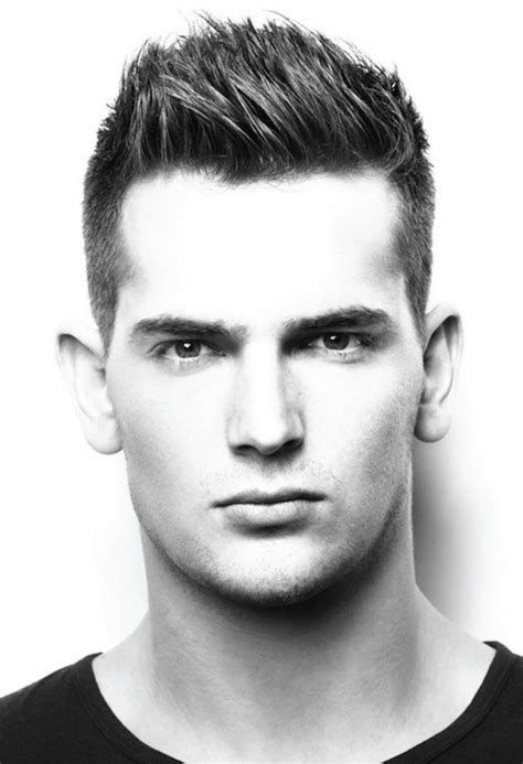 Ten hair models for men with round faces that are currently popular. 20 Best Mens Hairstyles For Round Faces - Feed Inspiration